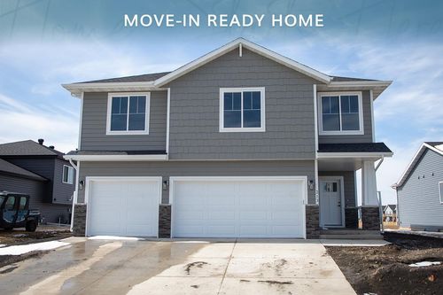 213 Lionheart Dr, Hickson, ND, 58047-2833 | Card Image