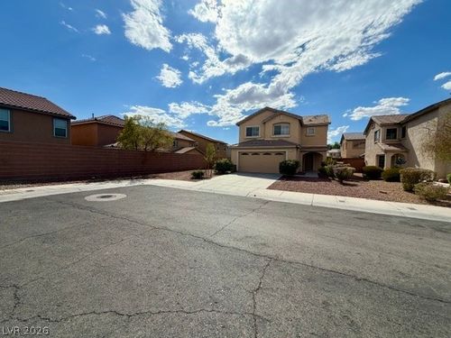 1129 Autumn Grass St, Henderson, NV, 89052-8667 | Card Image
