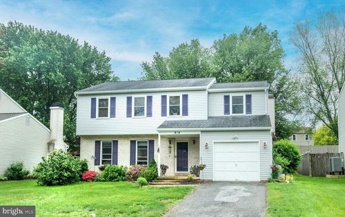 414 5th Ave, PARKESBURG, PA, 19365-1439 | Card Image