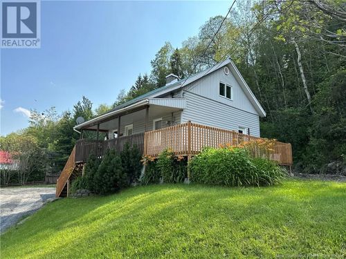 660 Canada Rd, Edmundston, NB, E3V1W4 | Card Image