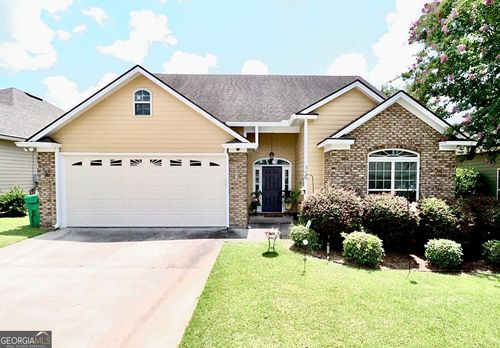 3829 Old Vine Way, Valdosta, GA, 31605-7963 | Card Image