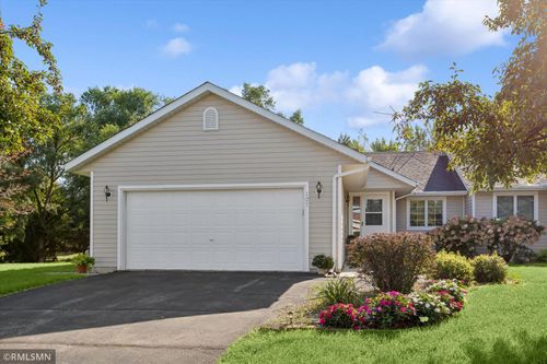 107-107 Ridgebrook Dr, Cannon Falls, MN, 55009-1184 | Card Image