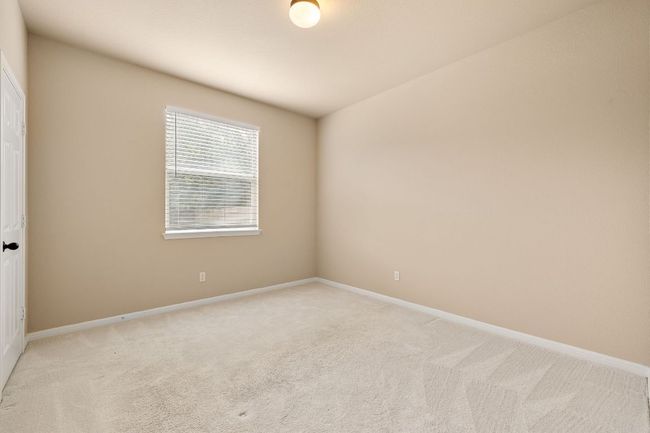 Downstairs guest bedroom | Image 16