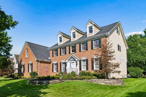 730 Southbluff Dr, Westerville, OH, 43082-8603 | Card Image