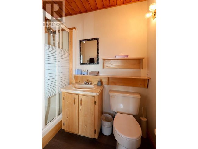 3483 Highway 95, House other with 10 bedrooms, 8 bathrooms and 20 parking in Parson BC | Image 13