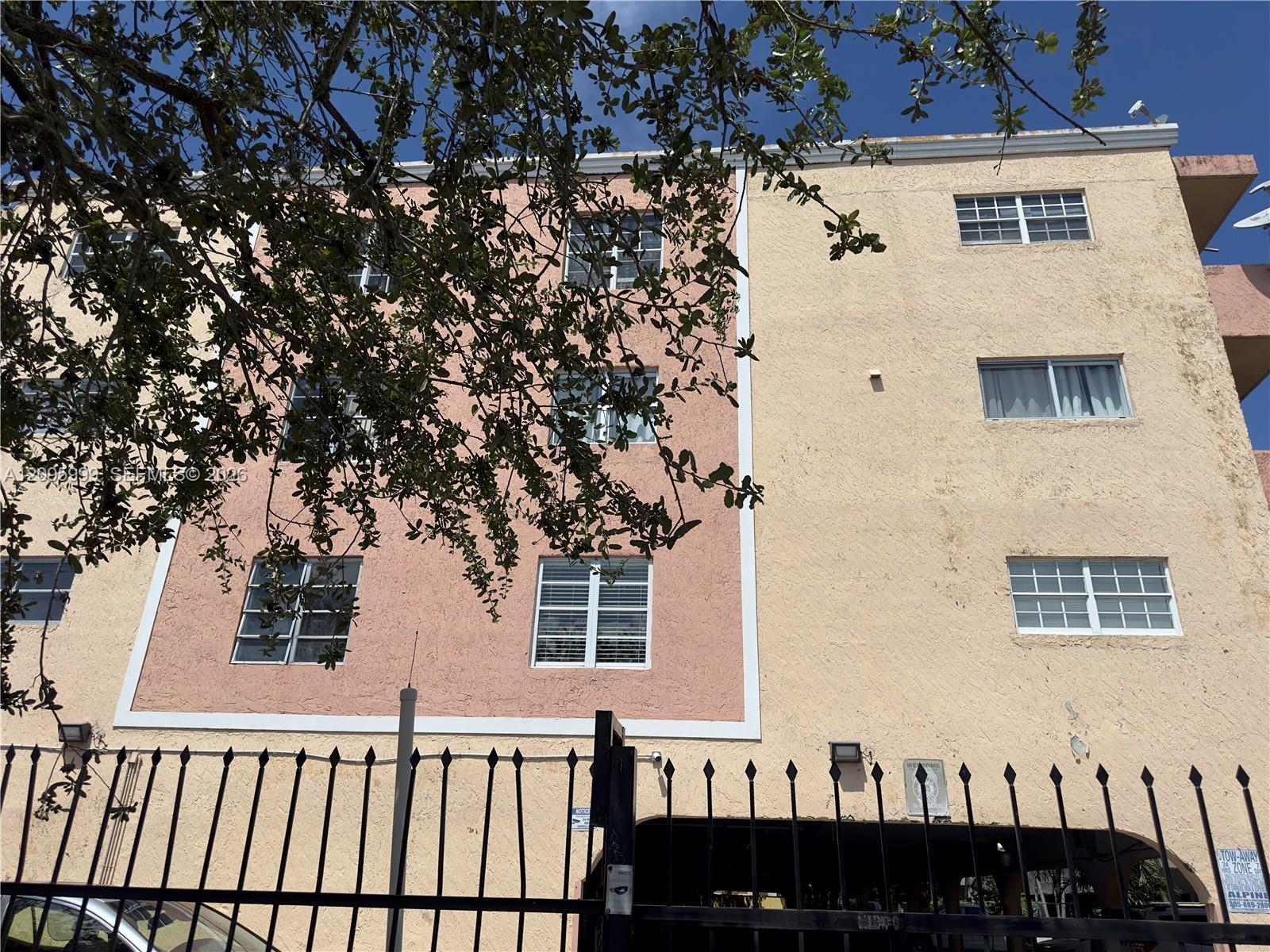 Residential Lease in Hialeah