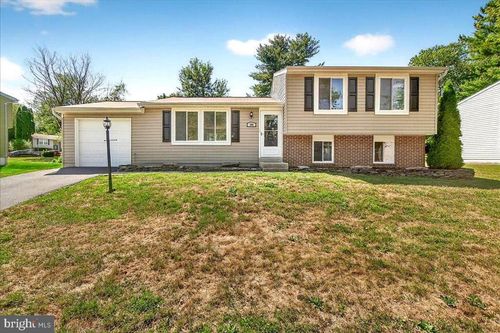 109 Glade Blvd, WALKERSVILLE, MD, 21793-8122 | Card Image