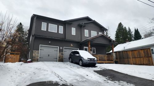 19 Duncan St E, Huntsville, ON, P1H1P6 | Card Image