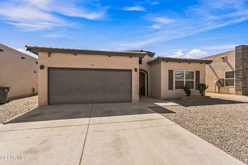 911 Greenbury Pl, El Paso, TX, 79928-4431 | Card Image