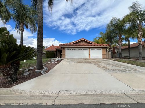 23230 Canyon Lake Dr N, Canyon Lake, CA, 92587-8006 | Card Image