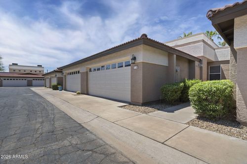 18-3221 N 37th St, Phoenix, AZ, 85018-6312 | Card Image