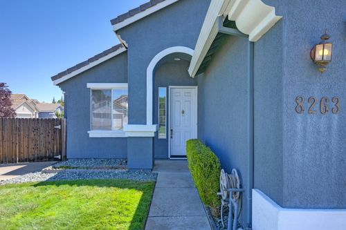 8263 Fanning Way, Sacramento, CA, 95829-9274 | Card Image