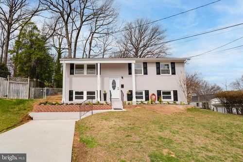 7819 Dellwood Ave, GLENARDEN, MD, 20706-1701 | Card Image