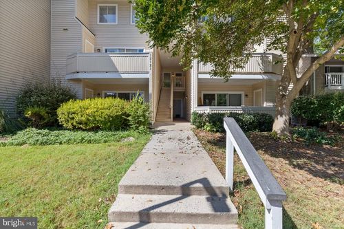 13-140-13121 Wonderland Way, GERMANTOWN, MD, 20874-5833 | Card Image