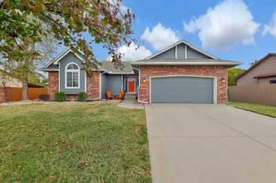 2806 N Meadow Oaks St, House other with 4 bedrooms, 3 bathrooms and null parking in Wichita KS | Image 1