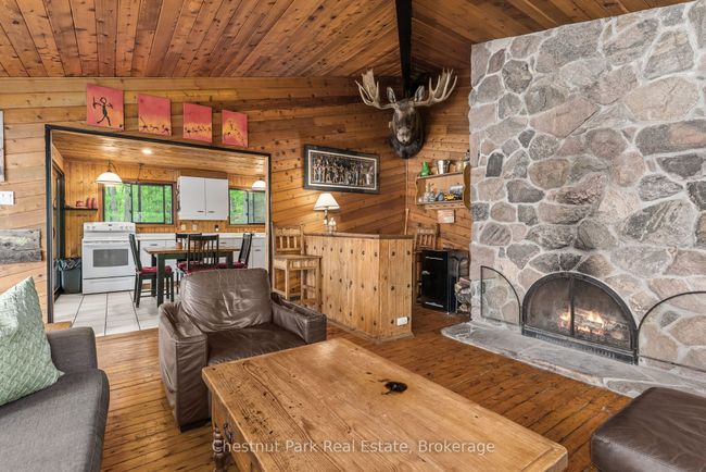 1066 Apiary Rd, House other with 4 bedrooms, 2 bathrooms and 6 parking in Port Carling ON | Image 25