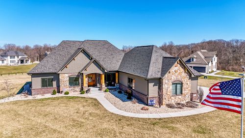 4264 Chapel Hill Ct, Bargersville, IN, 46106-8020 | Card Image
