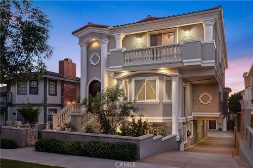 a-217 S Irena Ave, Redondo Beach, CA, 90277-3427 | Card Image