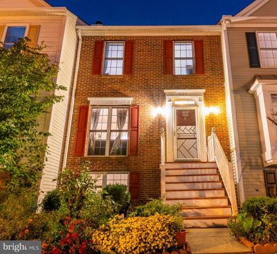 4026 Kimberley Glen Court, Townhouse with 4 bedrooms, 3 bathrooms and null parking in CHANTILLY VA | Image 3