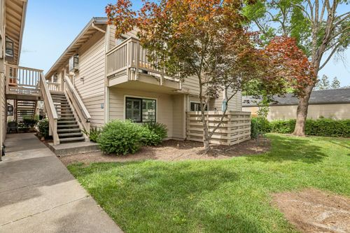 425 Mission Boulevard, Santa Rosa, CA, 95409 | Card Image