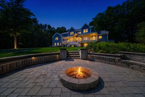 3 Rowe Falls Ln, York, ME, 03909-5414 | Card Image