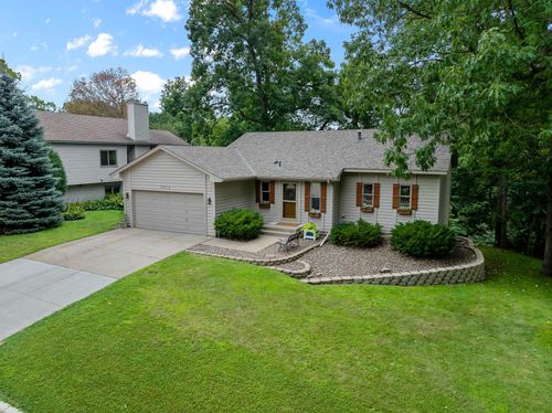 5879 Timber Trl Se, Prior Lake, MN, 55372-2059 | Card Image