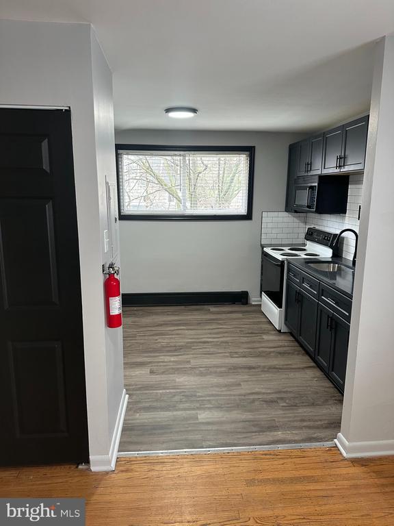 Residential Lease in PALMYRA 3