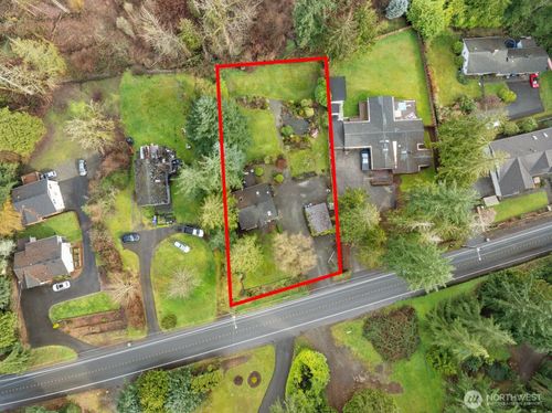 16830 Se Newport Way, Bellevue, WA, 98006-7145 | Card Image