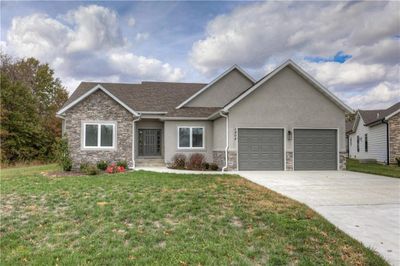 1908 Carnie Smith Court, House other with 4 bedrooms, 2 bathrooms and null parking in Pittsburg KS | Image 1