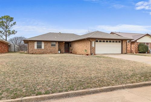 1239 Carriage Dr, Duncan, OK, 73533-2246 | Card Image