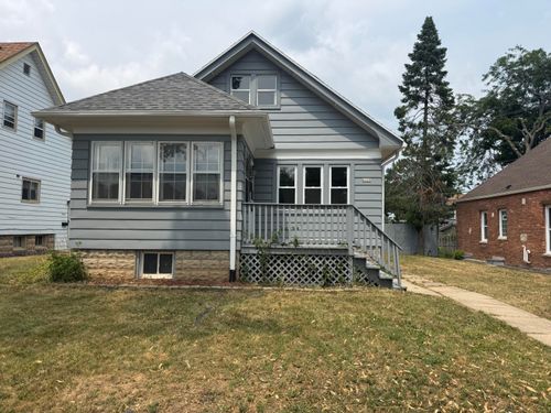 6220 W Girard Ave, Milwaukee, WI, 53210-1460 | Card Image
