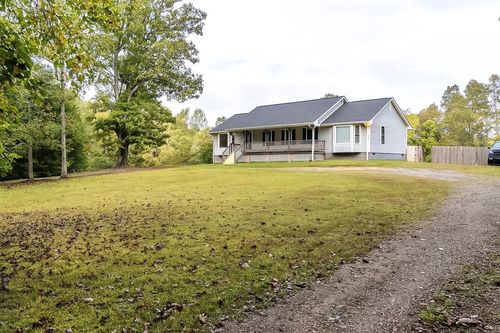 213 Deer Run, Farmville, VA, 23901-3652 | Card Image