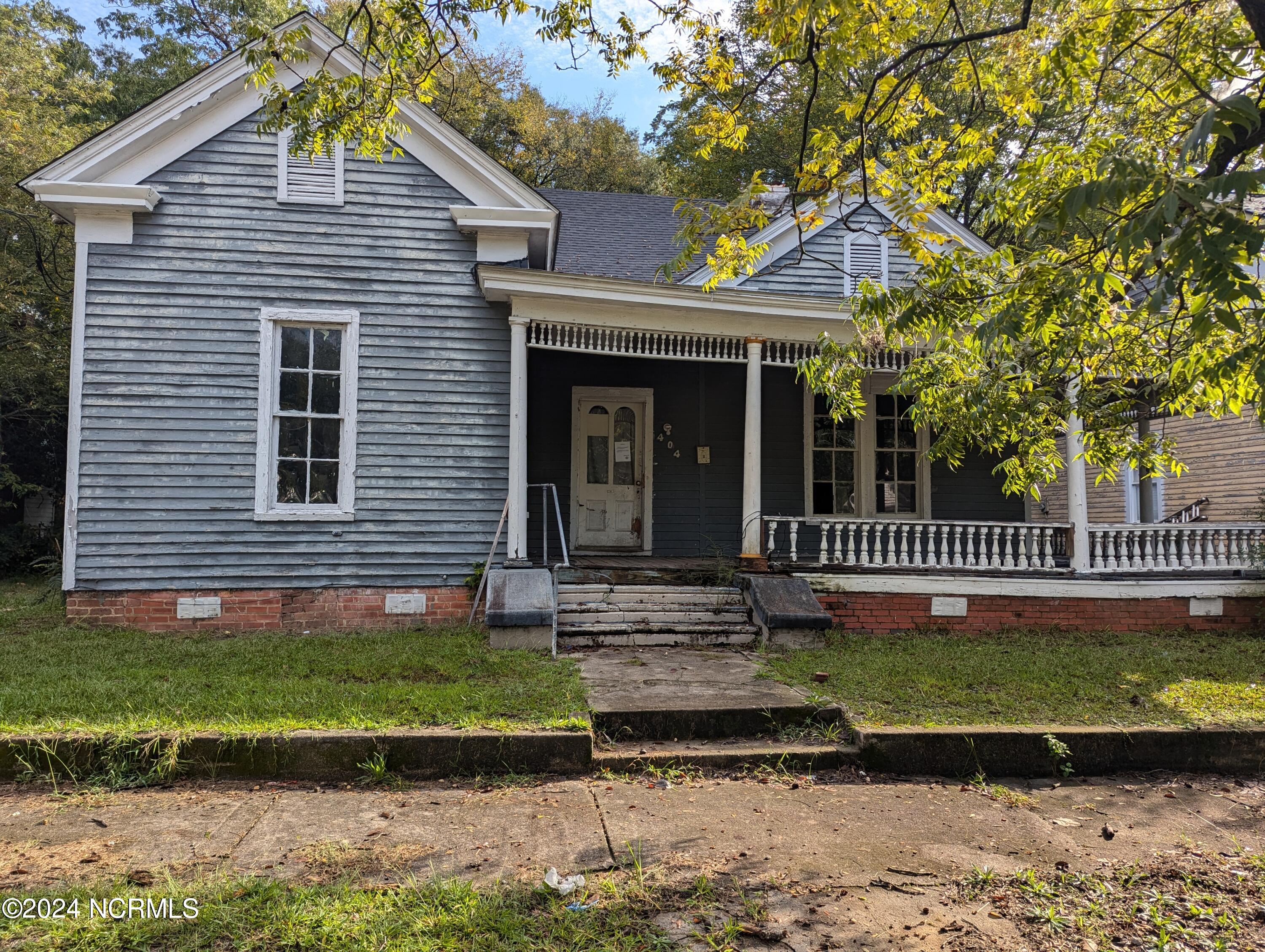 Lee St, Wilson, NC 27893