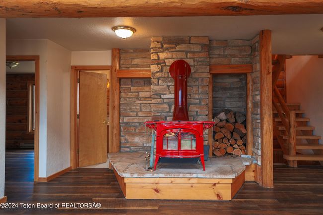 5 Black Bear Rd, House other with 5 bedrooms, 2 bathrooms and null parking in Pinedale WY | Image 5