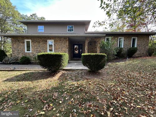 1010 N Green St, MCADOO, PA, 18237-3135 | Card Image