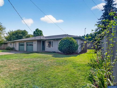 3316 G St, Hubbard, OR, 97032-9633 | Card Image