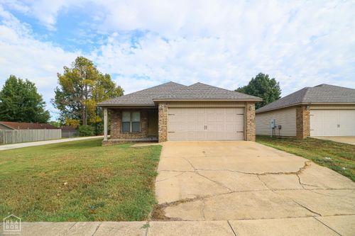 318 W School St, Brookland, AR, 72417-8834 | Card Image