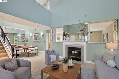 3873 Inverness Cmn, Livermore, CA, 94551-4906 | Card Image