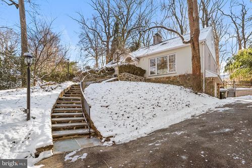 923 Winding Ln, MEDIA, PA, 19063-1655 | Card Image