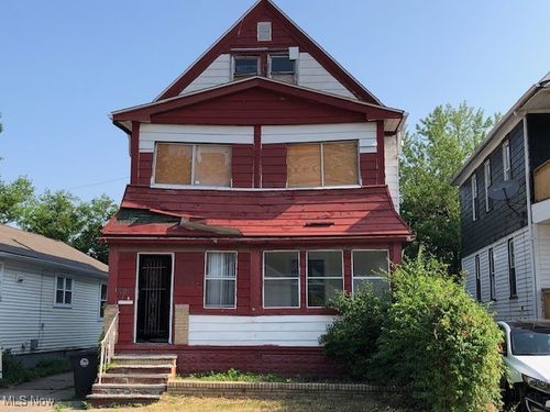 10911 Grandview Ave, Cleveland, OH, 44104-3528 | Card Image