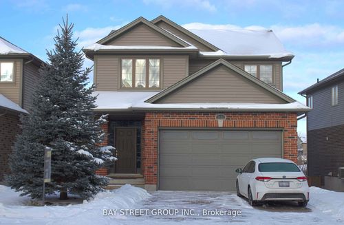 1451 Howlett Cir, London, ON, N5X0K5 | Card Image