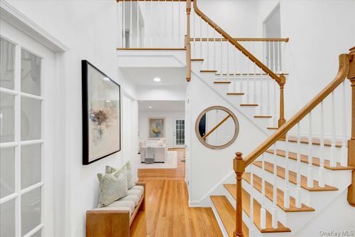 57 Old Town Xing, Mount Kisco, NY, 10549-4031 | Card Image