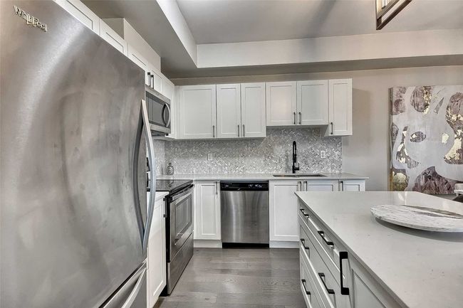 01 - 198 Pine Grove Rd, Condo with 2 bedrooms, 2 bathrooms and 2 parking in Vaughan ON | Image 18