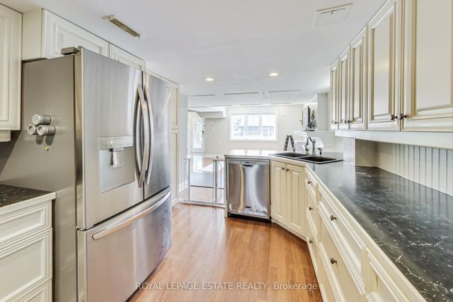 955 Coyston Dr, House other with 5 bedrooms, 5 bathrooms and 4 parking in Oshawa ON | Image 29