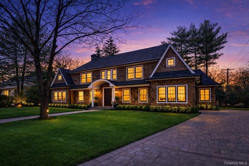 0 Pettit Dr, Huntington Station, NY, 11746 | Card Image