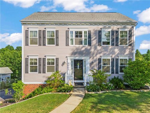 1007 Greenfield Dr, Canonsburg, PA, 15317-8597 | Card Image