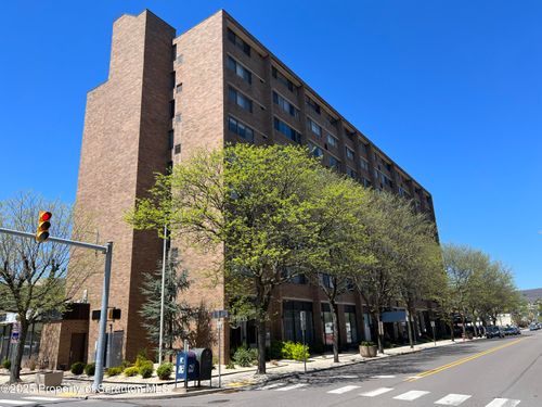 apt-403-220 Linden St, Scranton, PA, 18503-1476 | Card Image