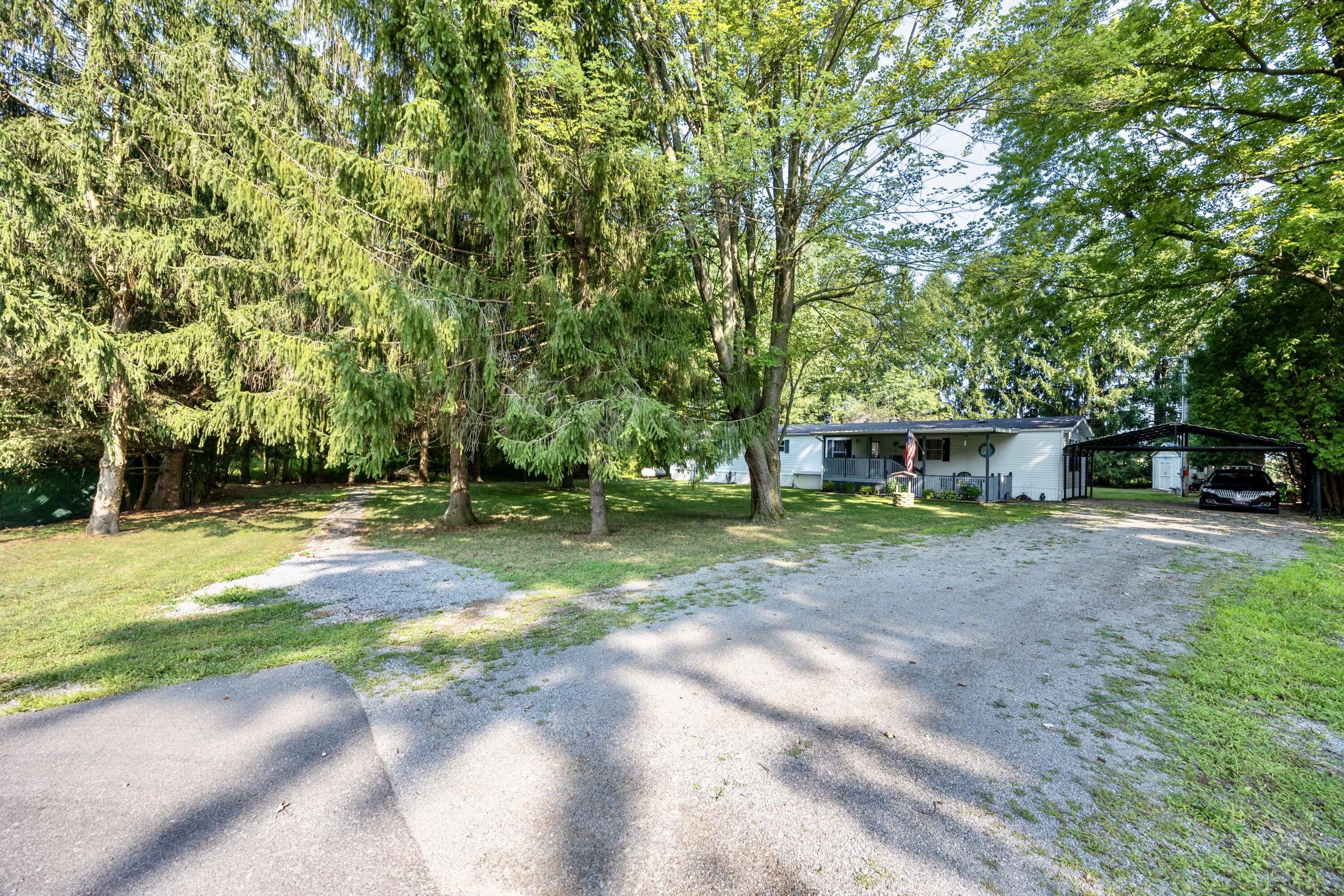 Lake St, Belle Center, OH 43310