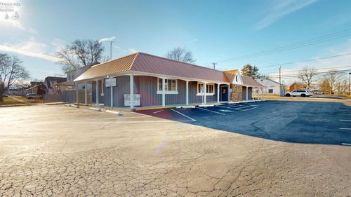 740 N 5th St, Fremont, OH, 43420-3906 | Card Image