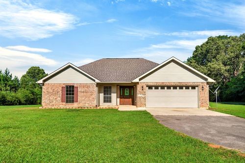 244 Bilbo Holston Rd, Poplarville, MS, 39470-7010 | Card Image
